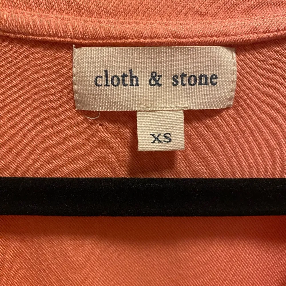 Cloth & Stone Peach Short Sleeve V-Neck High-low Hem Mini Dress Size XS - Image 3