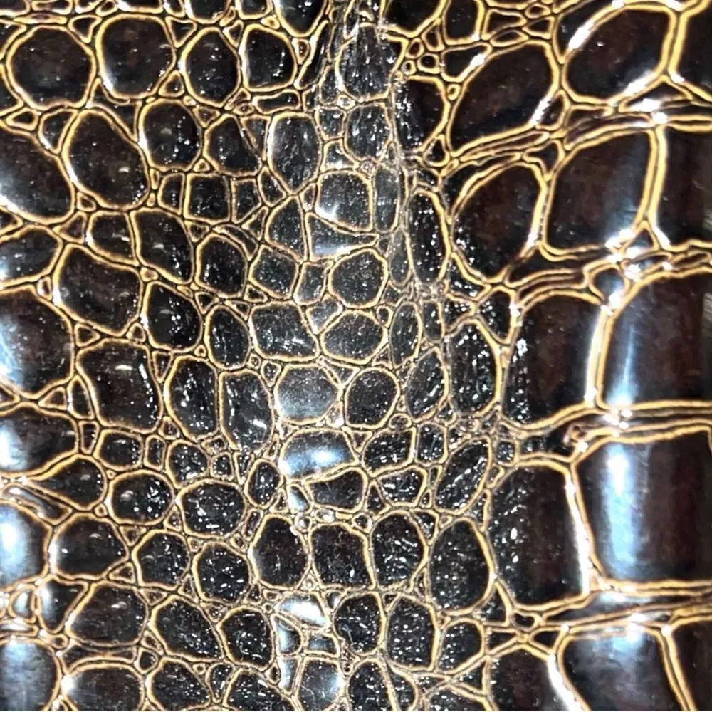 New York and company Faux brown croc style satchel! - Image 3