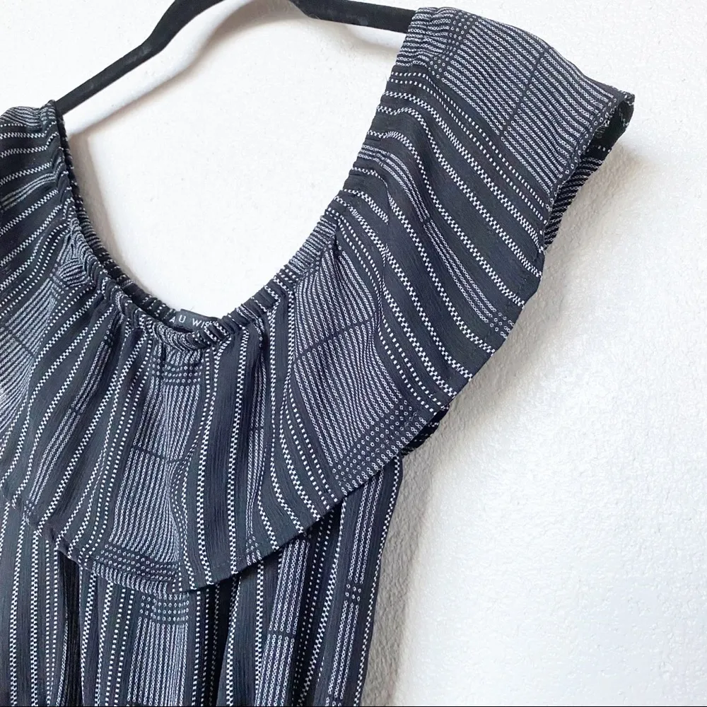 As U Wish Off the Shoulder Cropped Jumpsuit Size Medium - Image 2