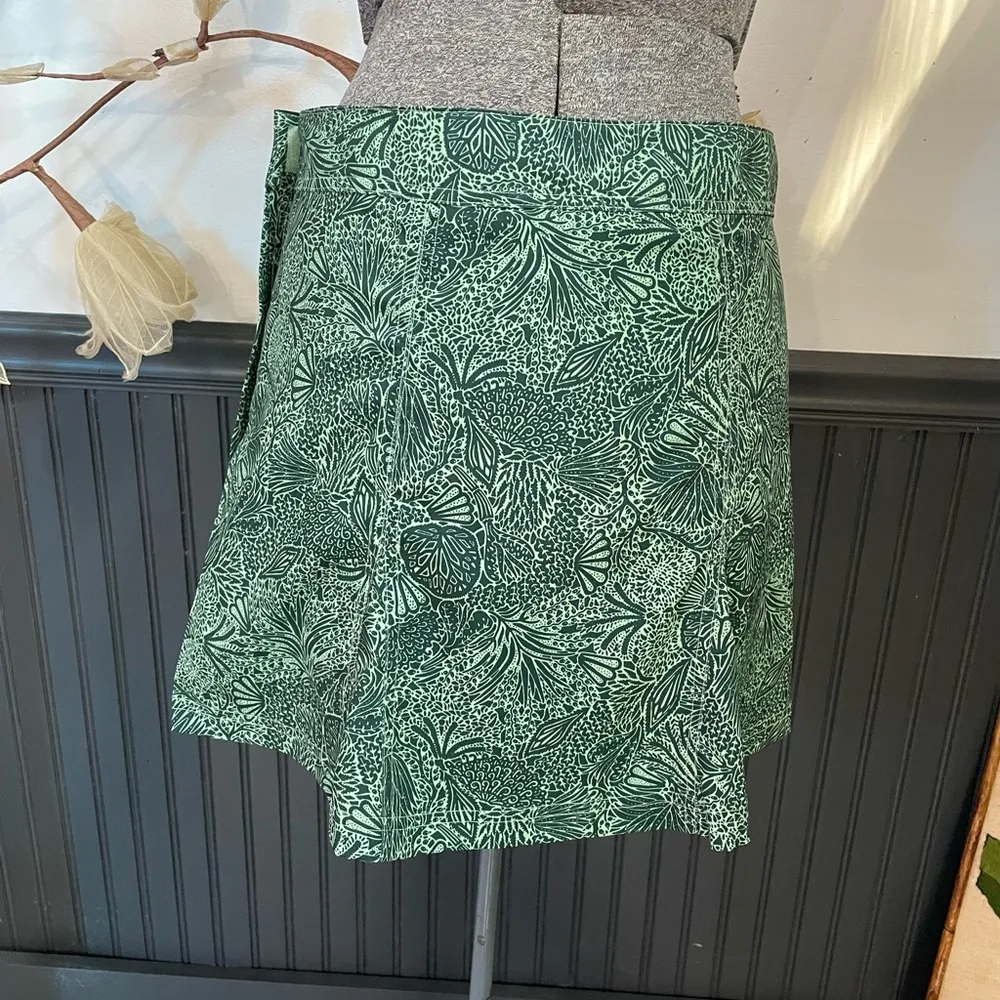 RIP SKIRT Hawaii Lightweight Adjustable Wrap Skirt Green Floral - Image 6