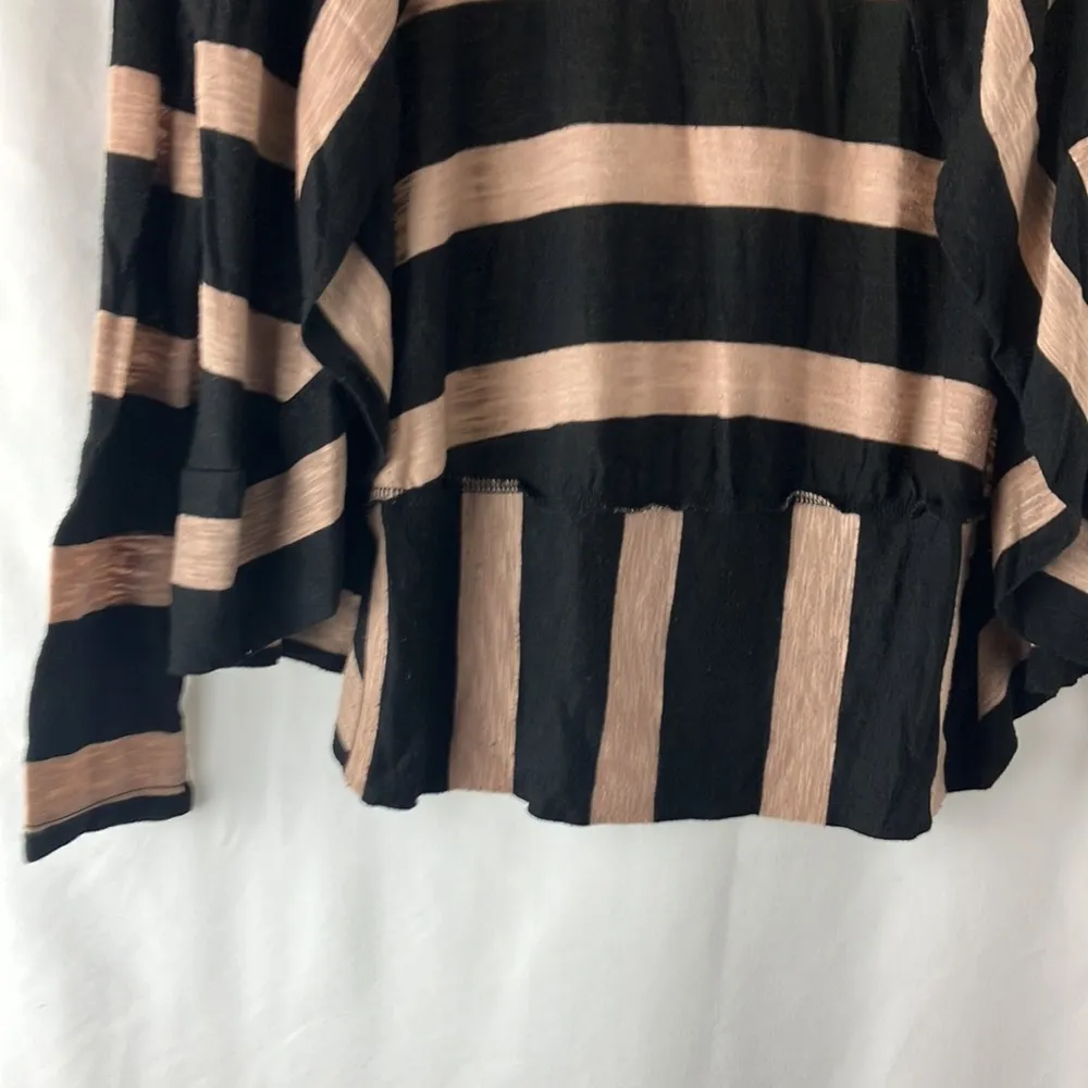 Black and brown stripe cardigan top size small - Image 2