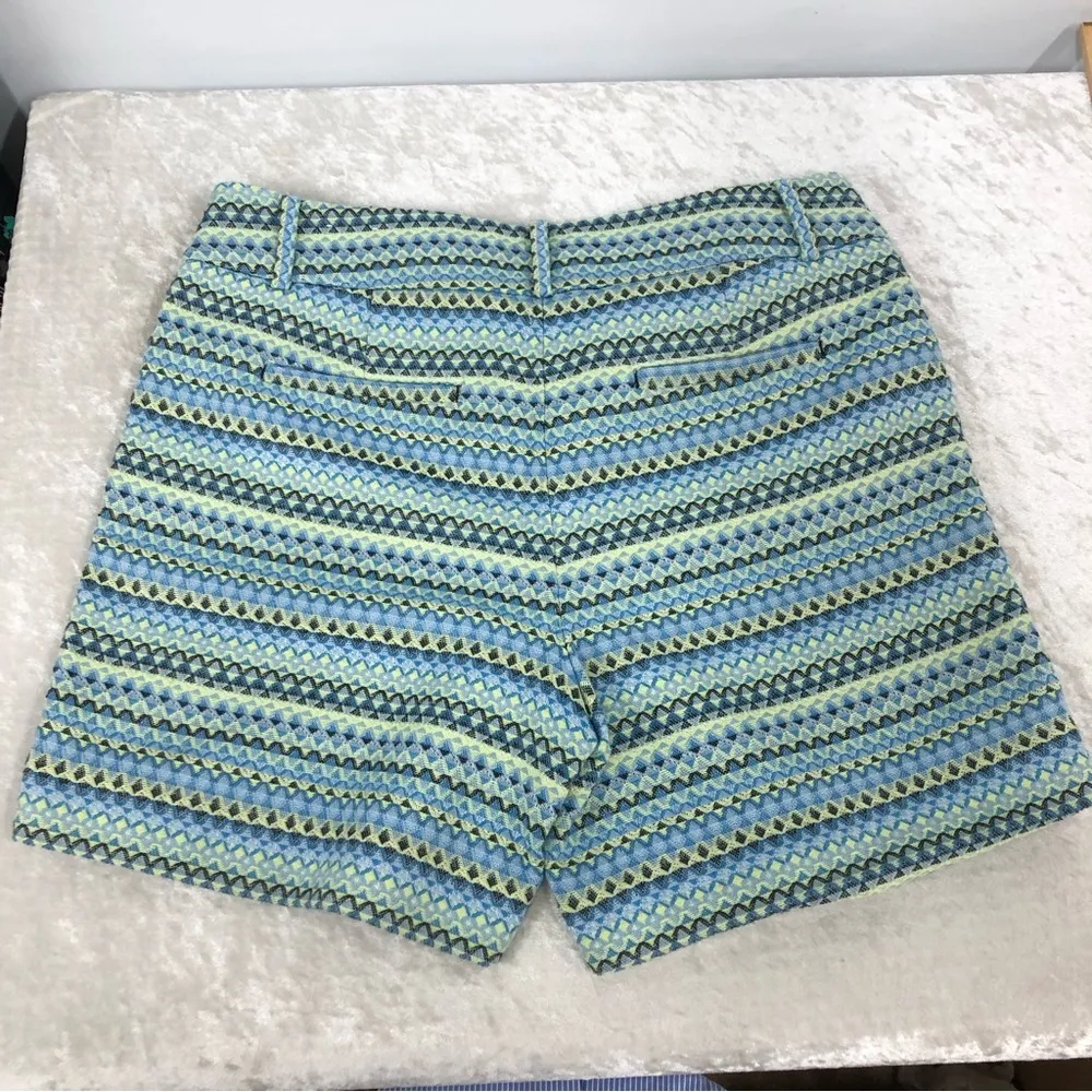 Ann Taylor Loft Textured Geometric Jacquard Riviera Shorts women’s Size 6 - Image 3