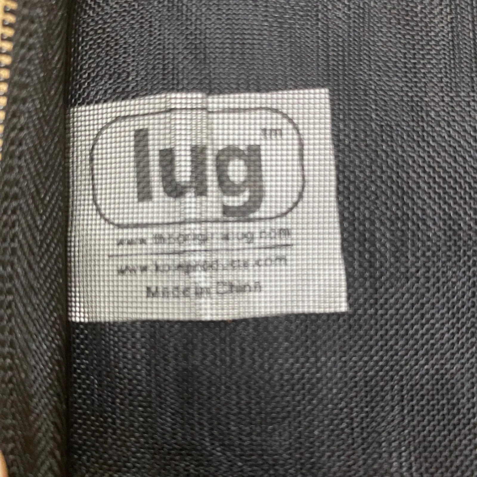 Lug Passport Wallet Organizer Orange Quilted Zippered Travel Clutch Orange EUC - Image 7