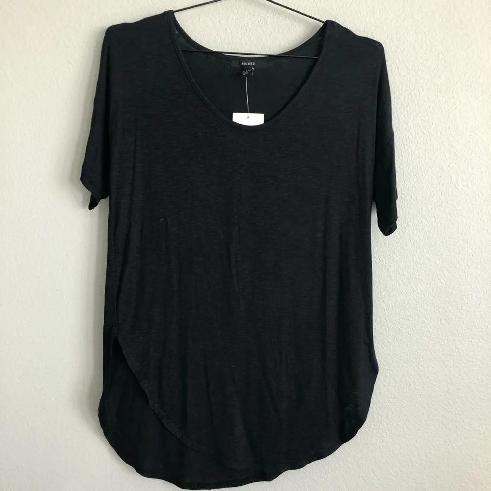 Forever 21 Black Scoop Neck Blouse. Size Small - Image 3