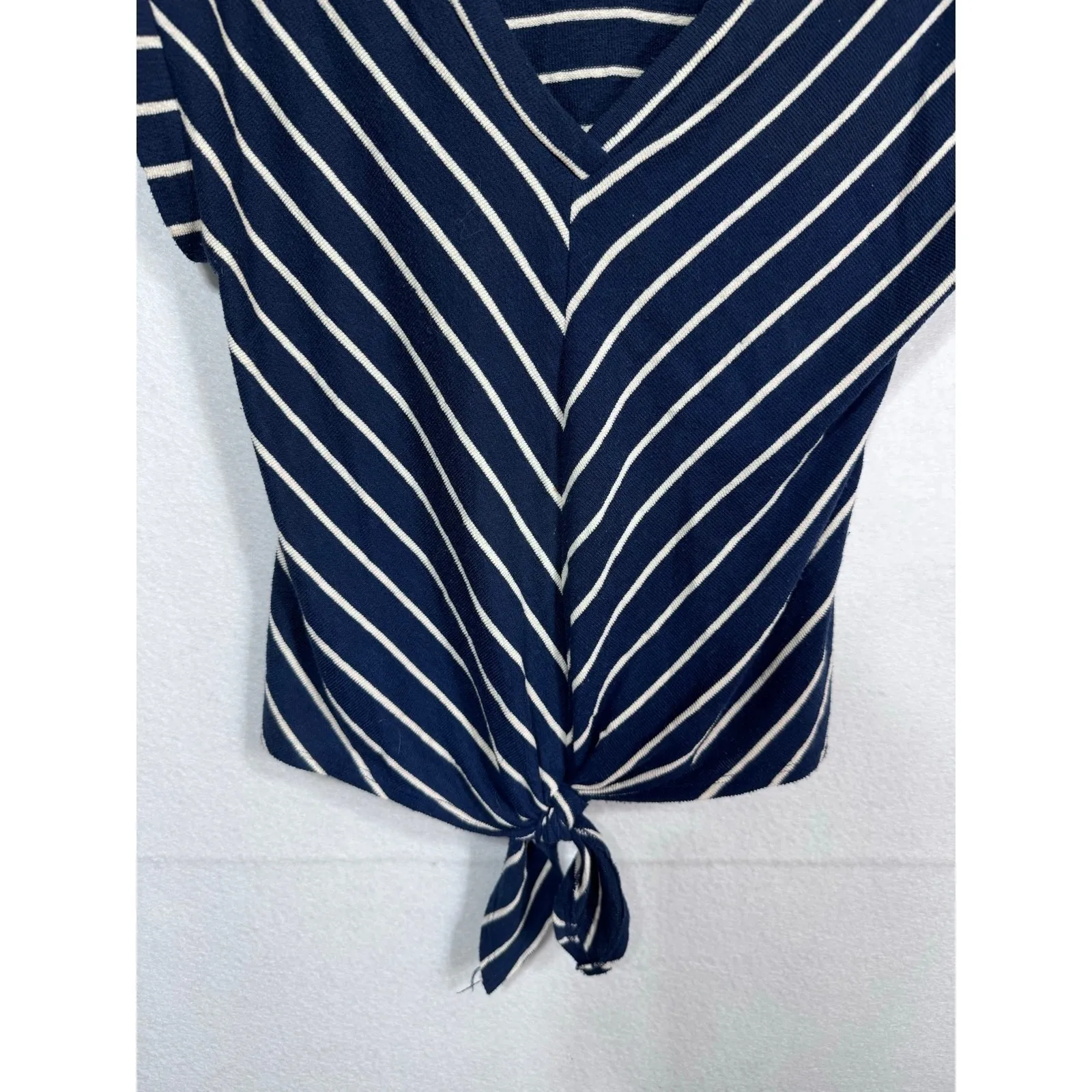 Monteau Navy White Stripe V-Neck Front Tie Top‎ Casual Knit Tee Tshirt Women's M - Image 4