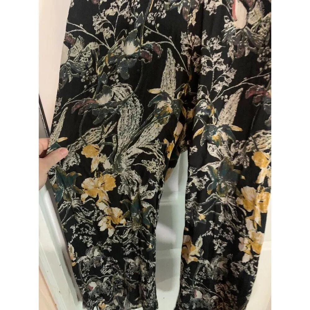 Free People Black Twisted Floral Halter Jumpsuit Size 6 Plunge Open Back‎ Crop - Image 5