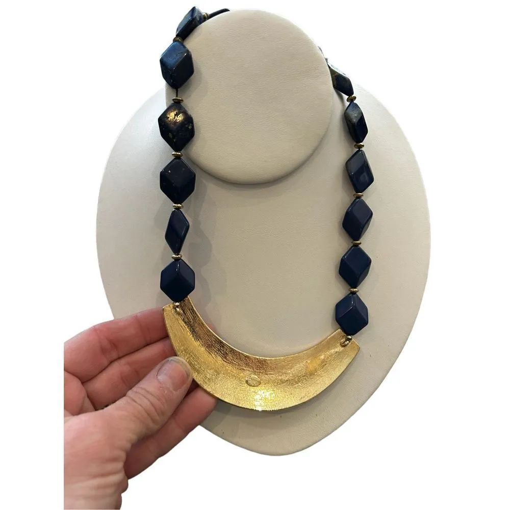 Rare Vtg 1970s Trifari Costume Enamel Asymmetric Lucite Beads Chocker navy and g - Image 2