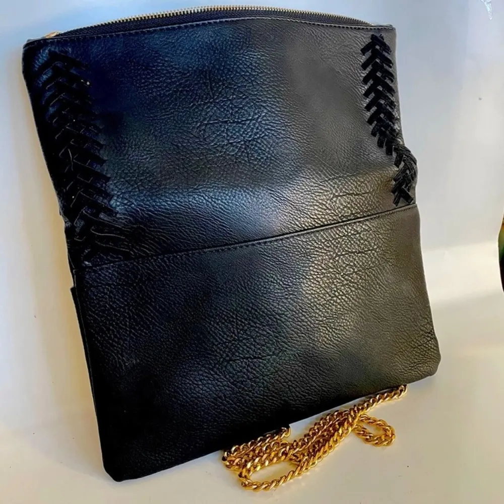 MODA Luxe NWOT Black Vegan Faux Leather Fold over Clutch Gold Chain Strap - Image 2