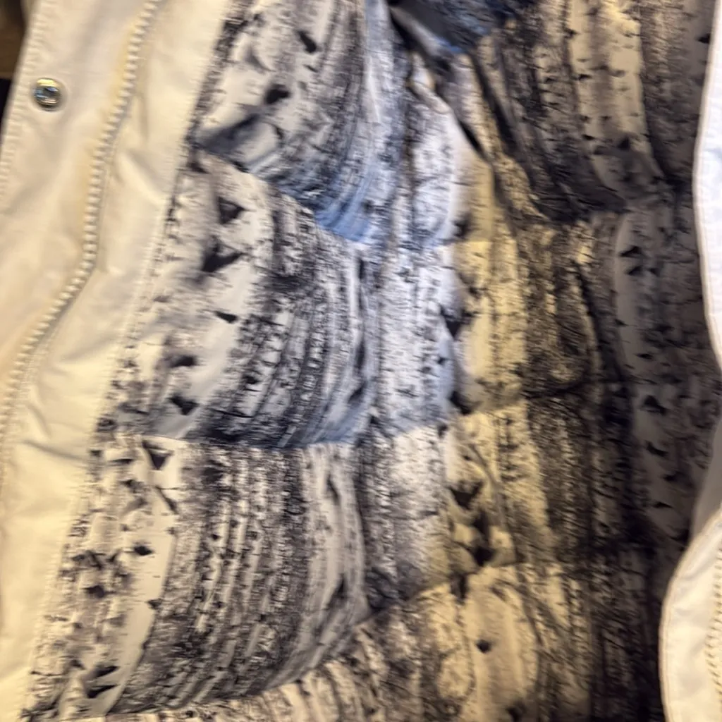 The North Face White Ski & Snow Jacket - Image 3