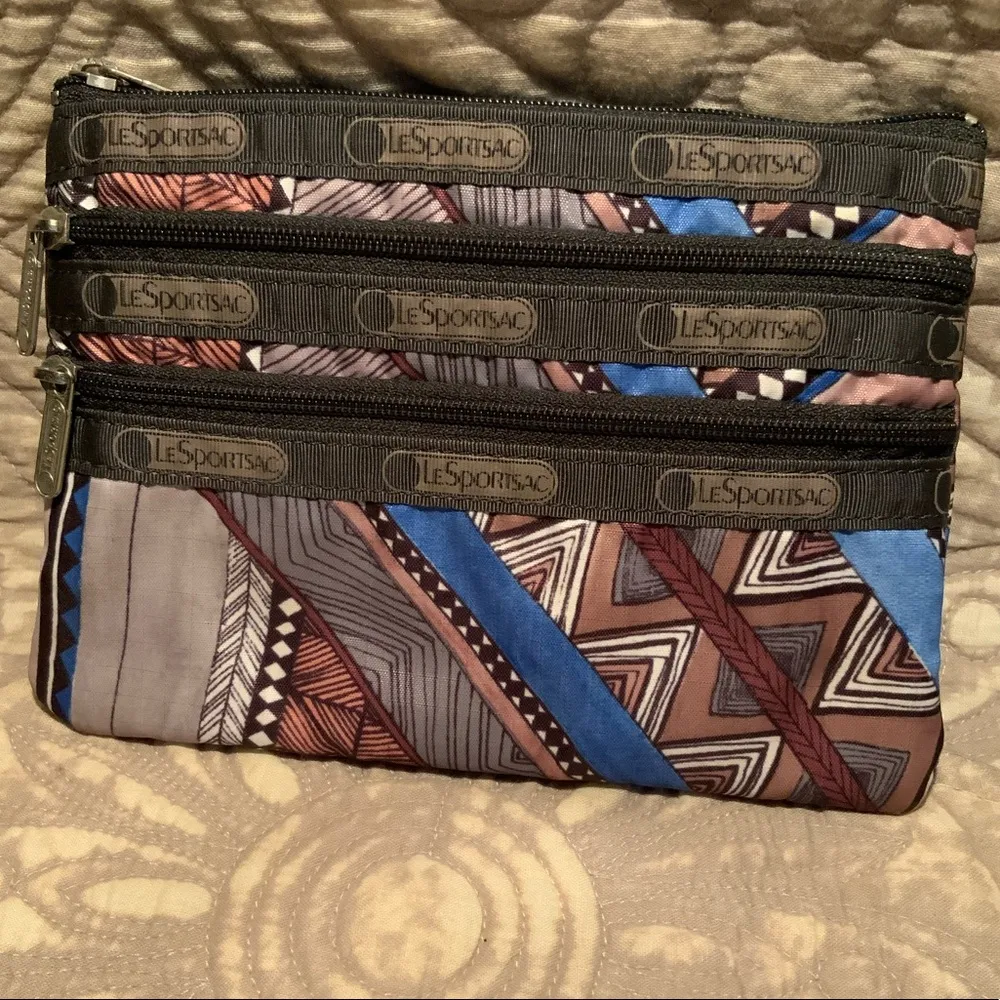 Vintage nylon 3 zip LeSportsac small zip bag 🦋🦋 - Image 5