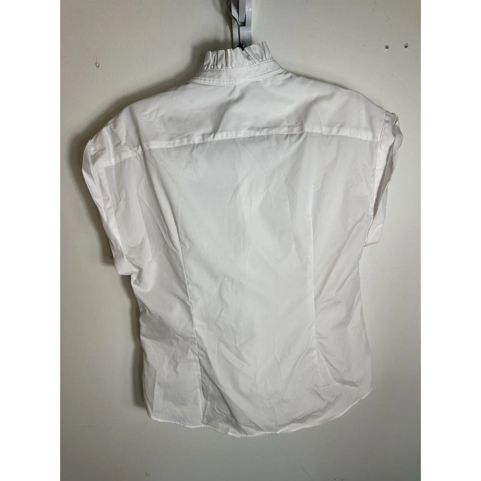 Zara White Button Up Ruffled Short Sleeve Shirt Size Medium - Image 2