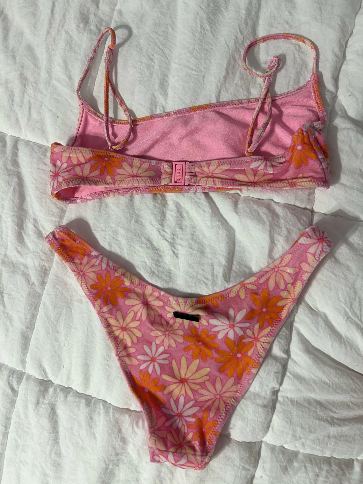 Triangl Bikini - Image 2
