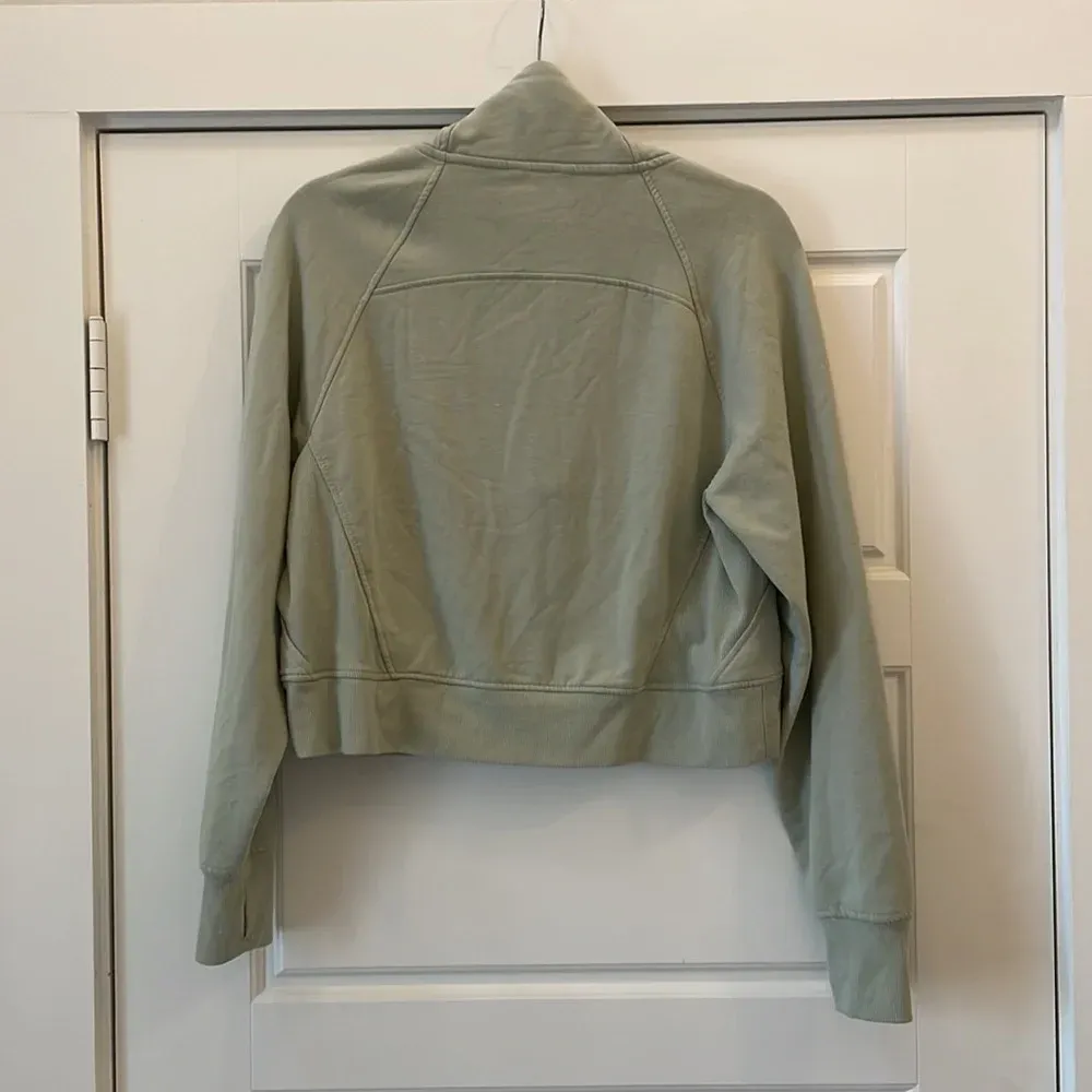 Danskin‎ light green quarter zip sweatshirt size small - Image 6