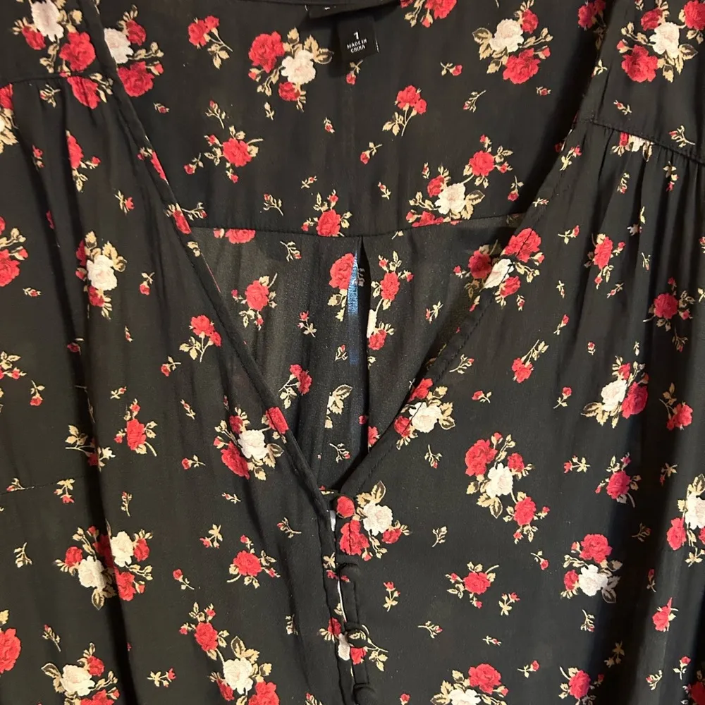 Torrid Super Cute Floral Bodysuit, Worn Only Once, in Excellent Condition - Image 8