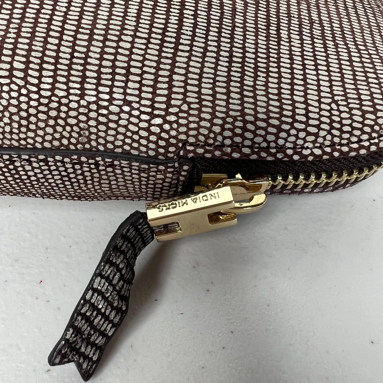 India Hicks Brown Island Gecko Leather Zip Clutch Bag - Image 9