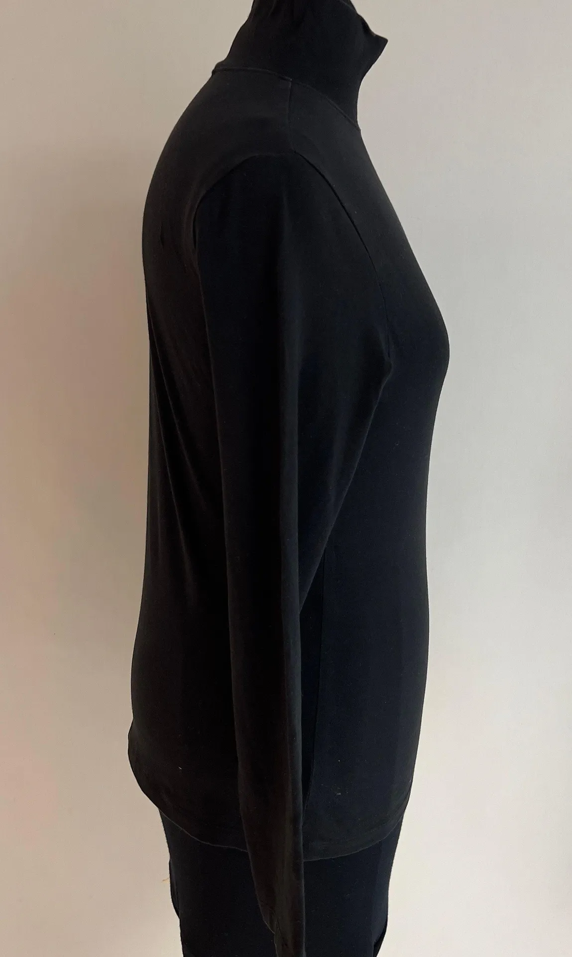 Classic Mock Turtleneck Seater Black Size M - Image 4