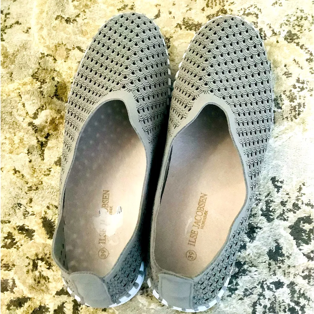 CUTE COMFY CASUAL loafers 🌸🌸 Gray Size undefined - Image 4