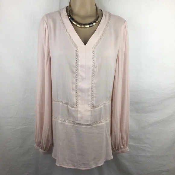 RO & DE Women's Pink Sheer Long Sleeve Double V Eyelet Top M NEW - Image 3