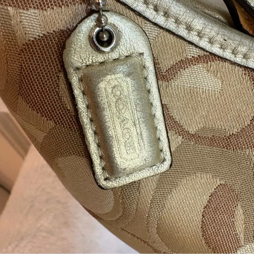 Coach Handbag Signature Tan Satin Leather Hobo Bag Purse 0495 - Image 6