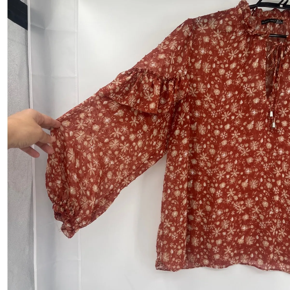 Black Tape Floral Peasant Top Sz 2X Rust Ruffle Sheer Chiffon Boho Swiss Dot Brown - Image 3