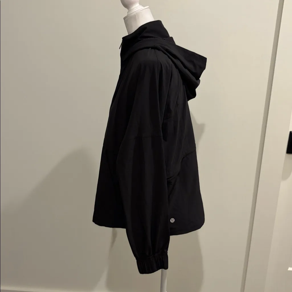 Lululemon All Day Breeze Pullover Hoodie Sz 8 - Image 9