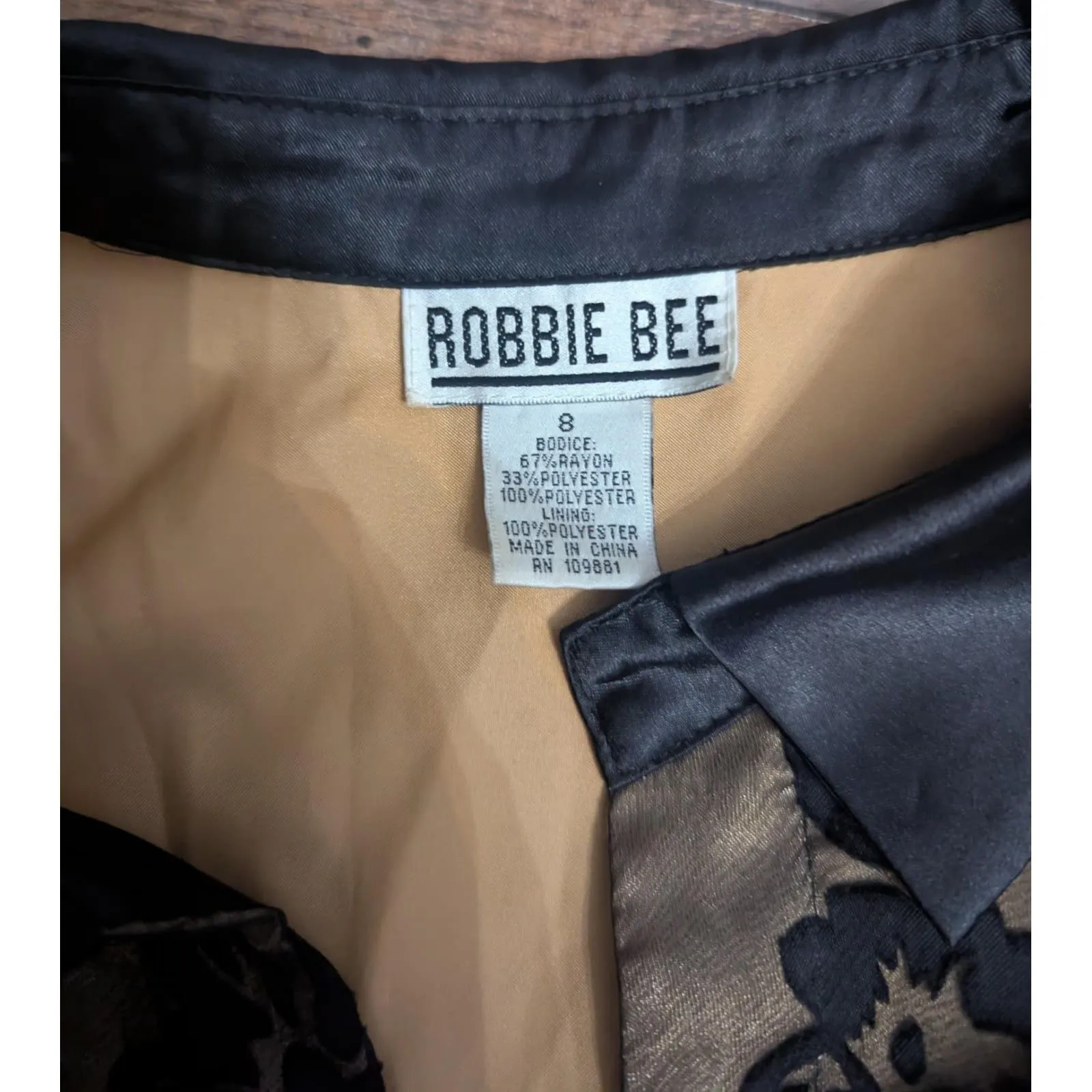 Vintage Robbie Bee Gold Floral Brocade Maxi Dress Whimsigoth Goth Romance - Image 4