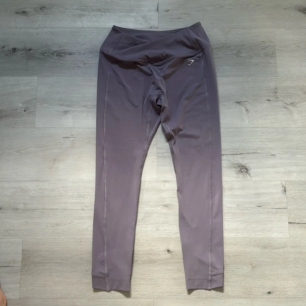 Gymshark  Women's Crossover Workout Leggings Slate Lavender Sz Large - Image 3