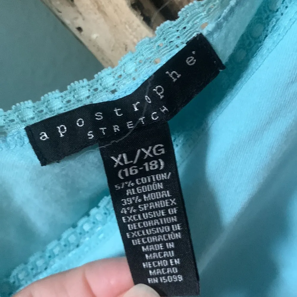 Apostrophe 💦💦💦3 for 12💦💦💦V Neck Camisole - Image 3