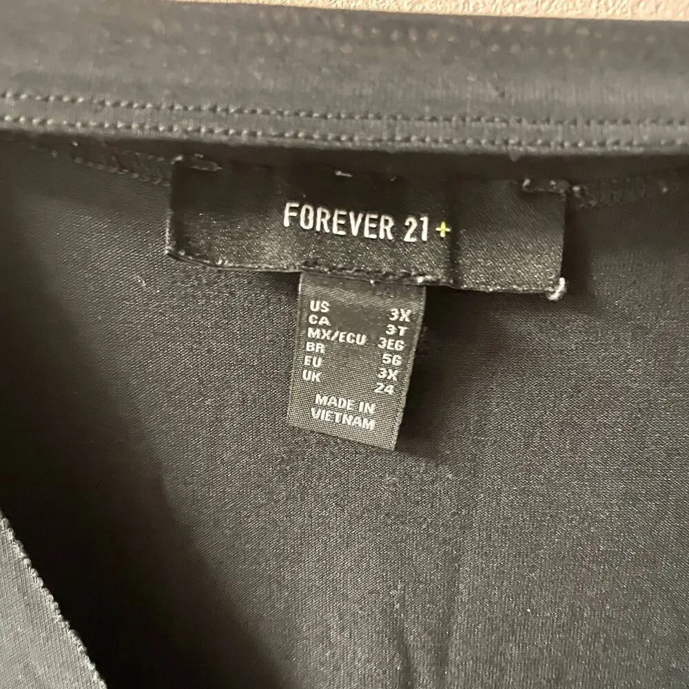Forever 21 Black V-Neck Shirt Size 3X GUC - Image 6