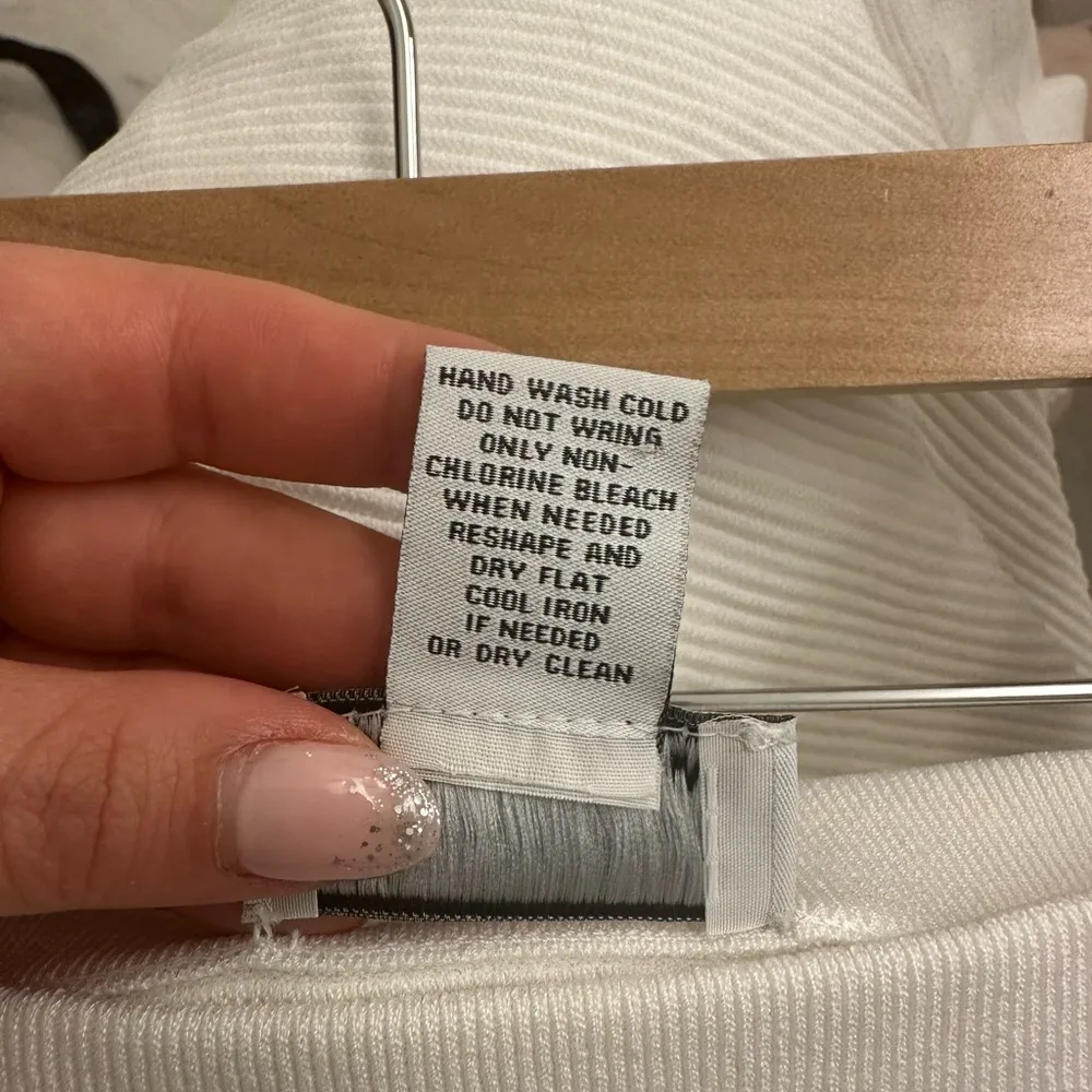 CARMEN White Ribbed Pencil Midi Skirt Large - Image 4