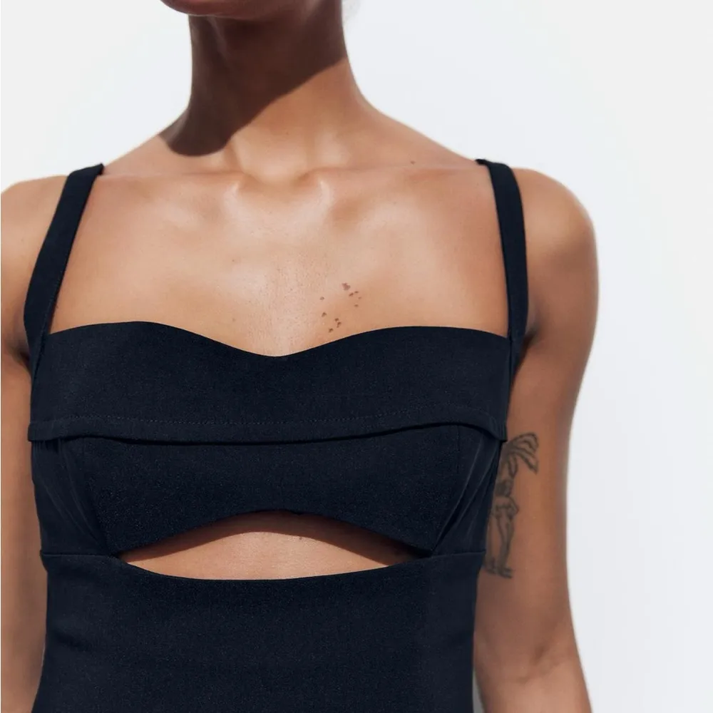 ZARA Balloon Mini Dress - Image 4