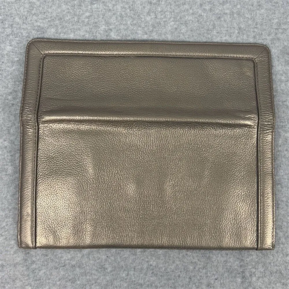 Banana Republic Women's Gold Leather Clutch Wallet One Size - Image 6