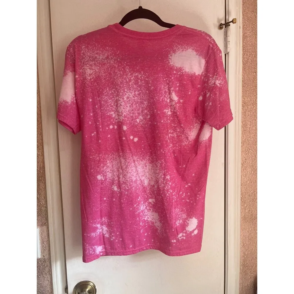 Santa Baby Pink Bleached Christmas Graphic T-Shirt Gildan Softstyle M - Image 4