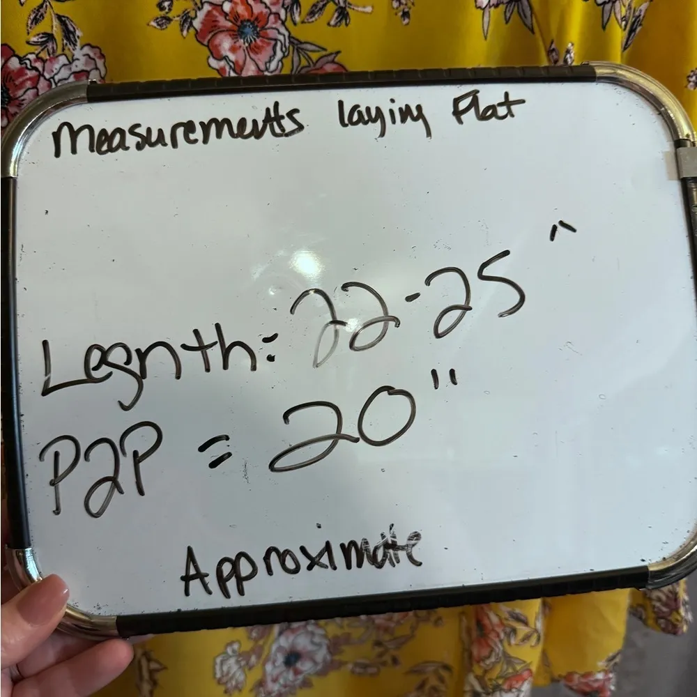 Papermoon dressy floral yellow blouse size Medium - Image 3