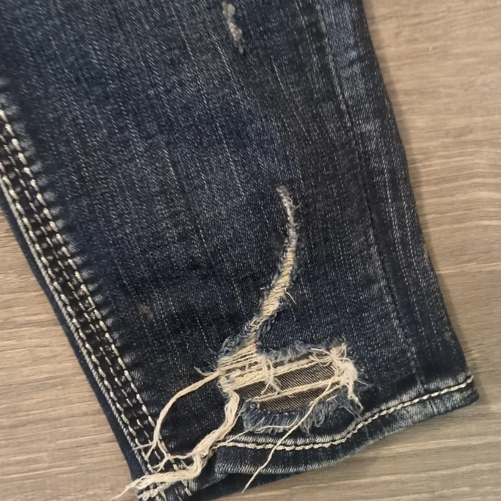 Rock revival Betty easy ankle skinny distressed jeans size 28 - Image 4