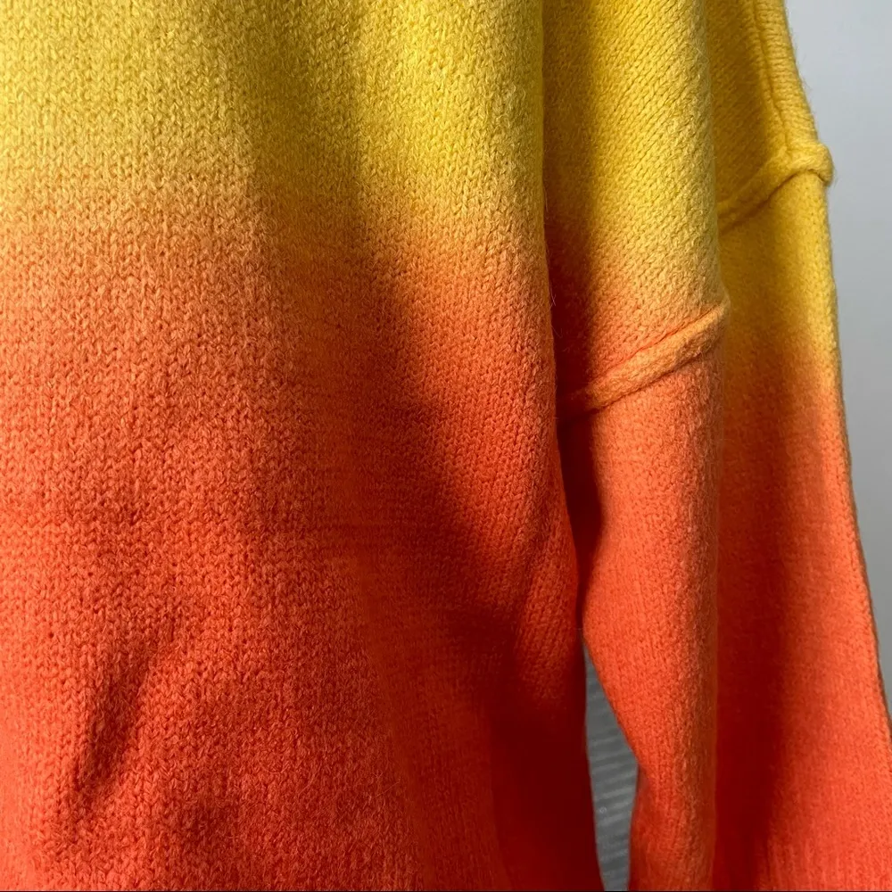 Love + Harmony Women’s Ombré Knit Sweater XS/S - Image 11