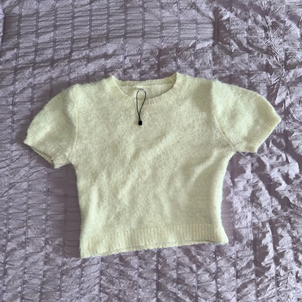 Garage Fuzzy Short-Sleeve Knit Sweater – Size P/S – NWOT - Image 5