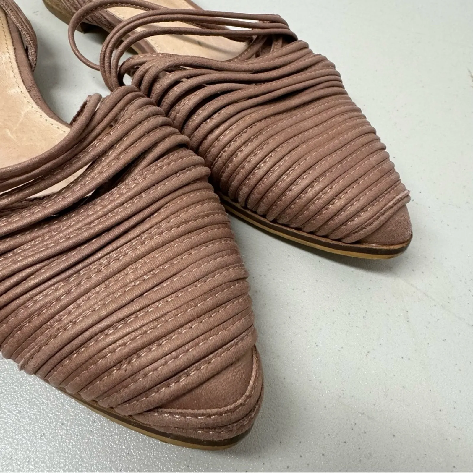 Mi.iM Taupe Leather Strappy Slip On Flats Womens 10 Casual Classic Fall Preppy Tan - Image 2