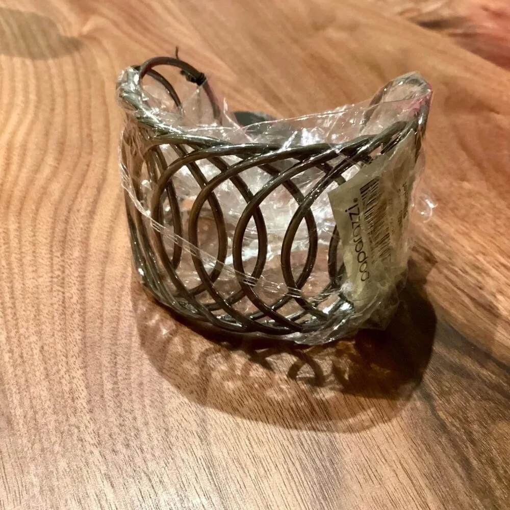 Paparazzi ♥ Dizzyingly Diva - Silver Bracelet - Image 3