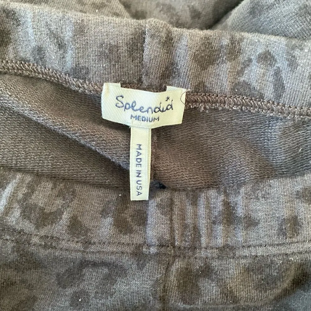 #138 SPLENDID leopard leggings  - Image 2