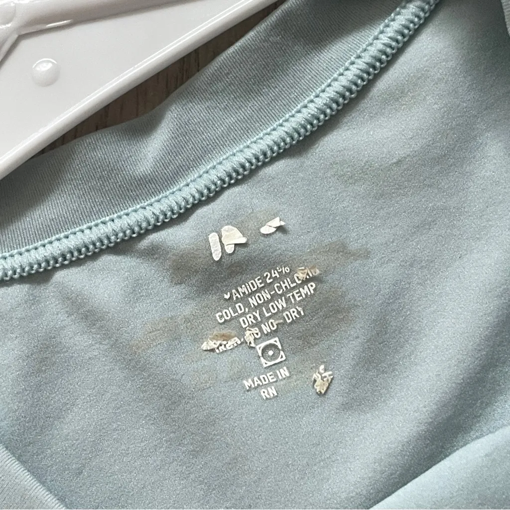 Skims Cropped Tshirt fits everybody womens Blue (large) going out party fitted - Image 3