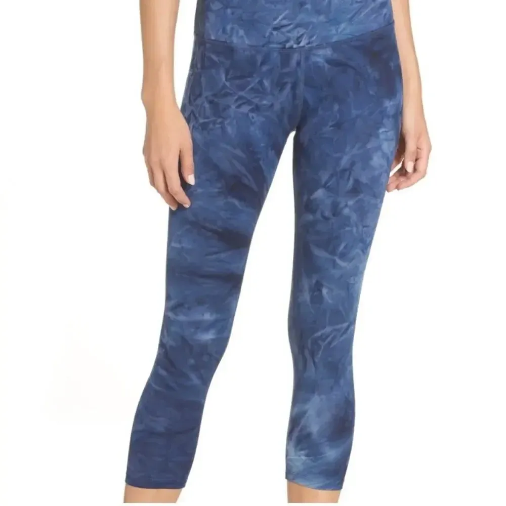 BEYOND YOGA Blue Tie Dye‎ Shanti Crop Leggings XS - Image 3