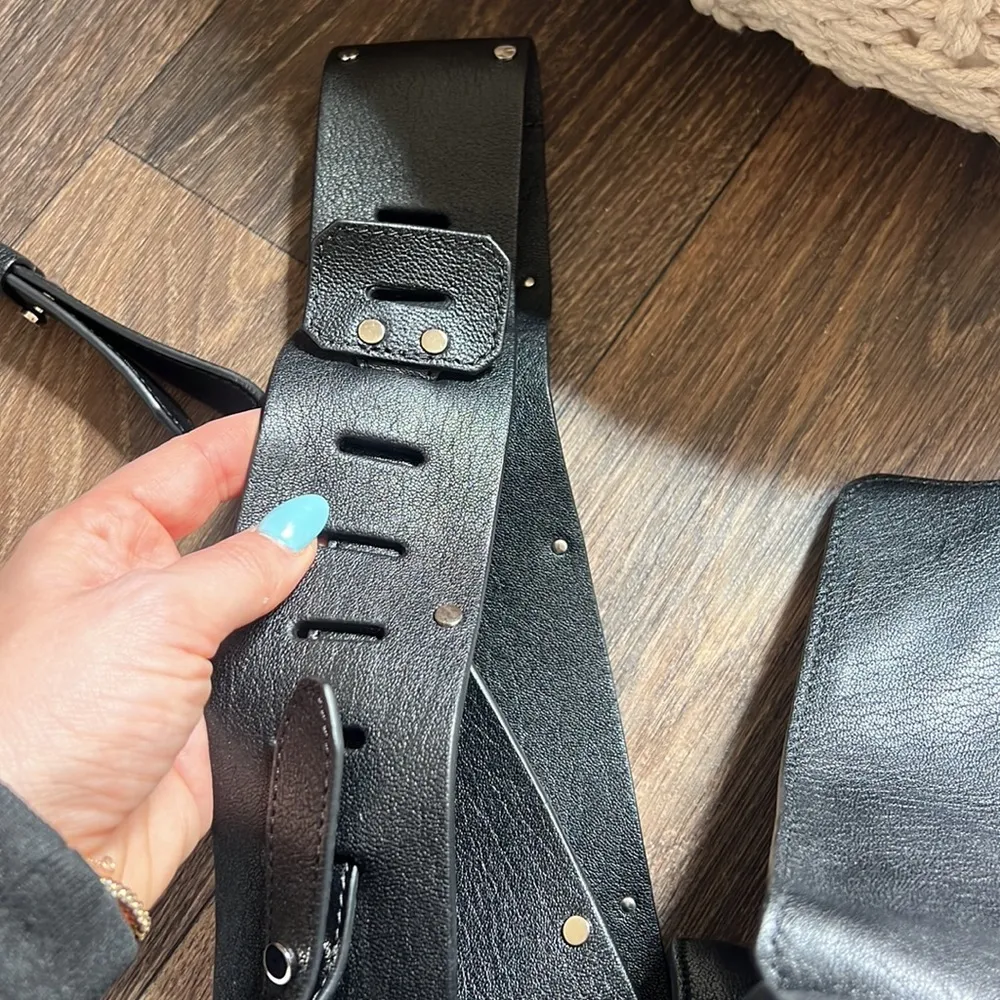 Versace Black Leather Stardust Shoulder Bag - Image 12