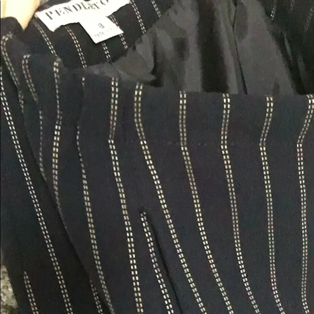 Pendleton Women’s Classic Navy and White Striped Pleated Trousers Slacks - Image 5