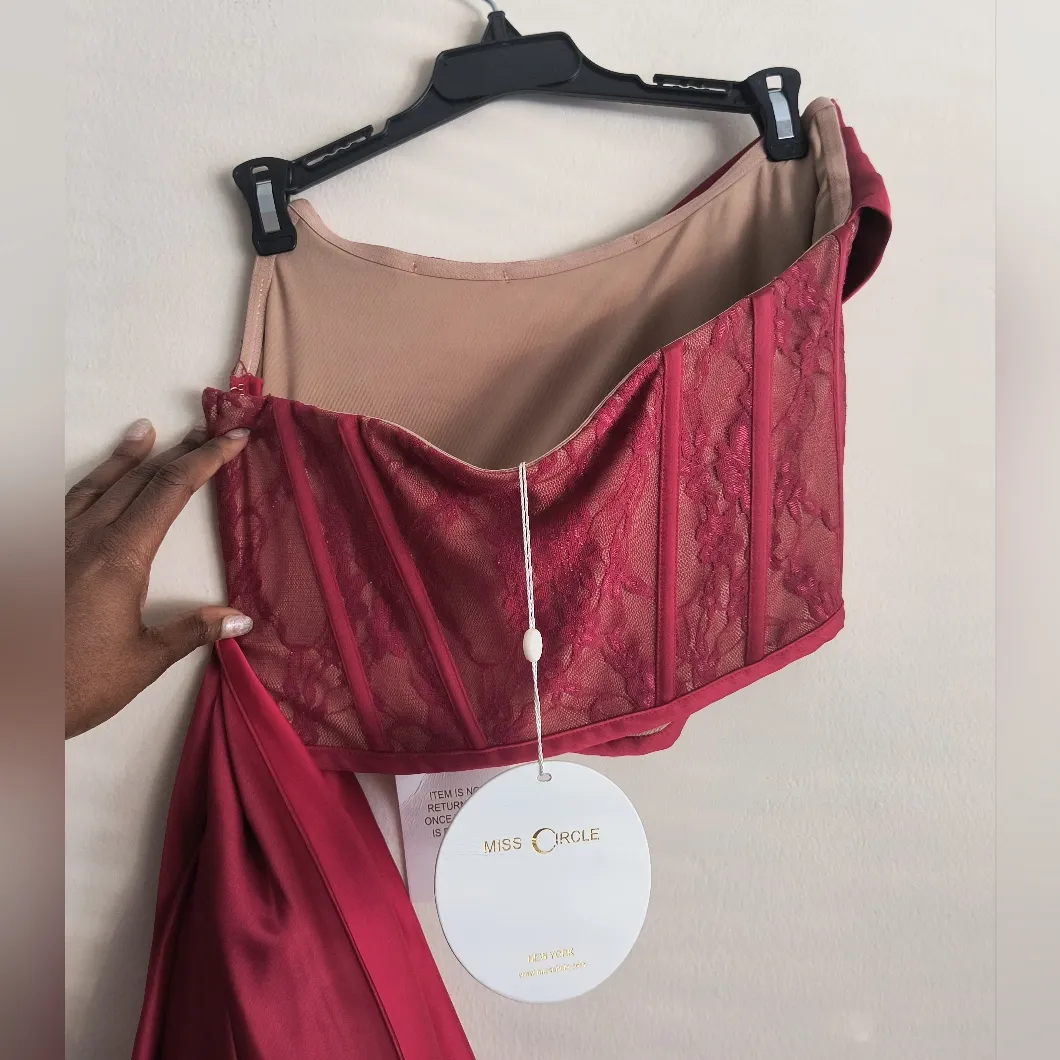 Miss Circle Burgundy Prisa Satin Corset High Slit Gown Dress Medium Red - Image 4