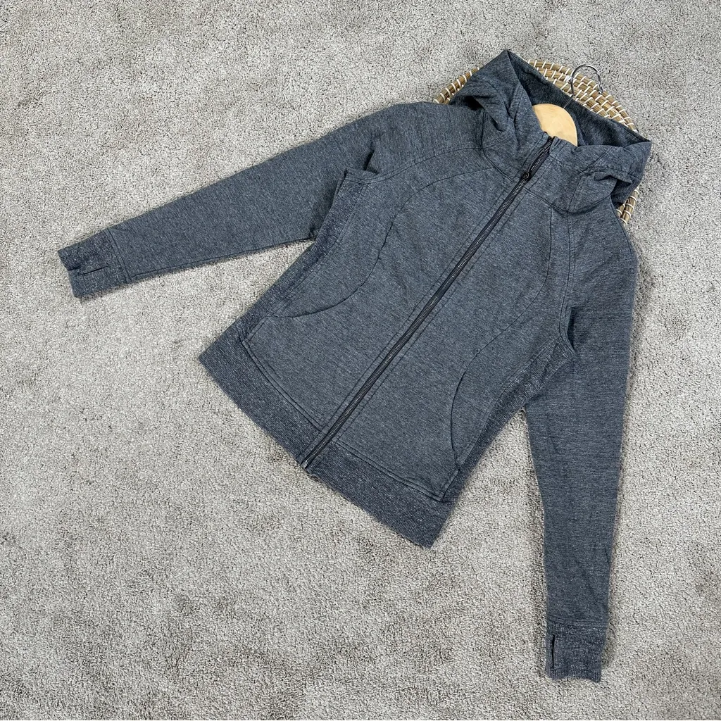 Lululemon Women’s Scuba Hoodie IV (Terry) Full Zip in Heathered Snow Slub Coal 6 - Image 4