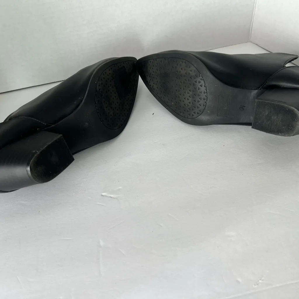 Lulus Black Ankle Boots Size 9 - Image 5