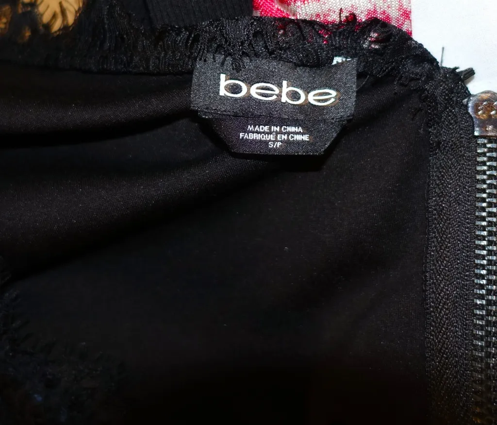 bebe Black Cropped Lace Blouse SP - Image 6