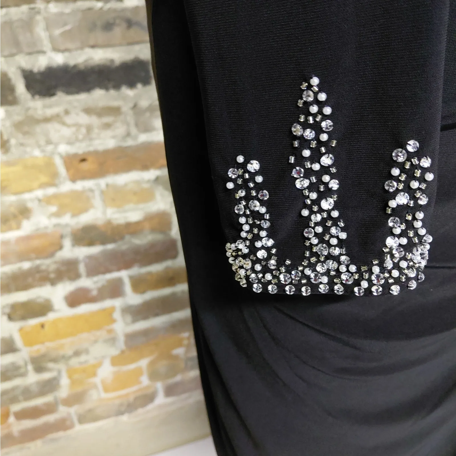 Betsy & Adam Formal Evening Dress Size 6 Black Beaded Cocktail Party Wedding - Image 7