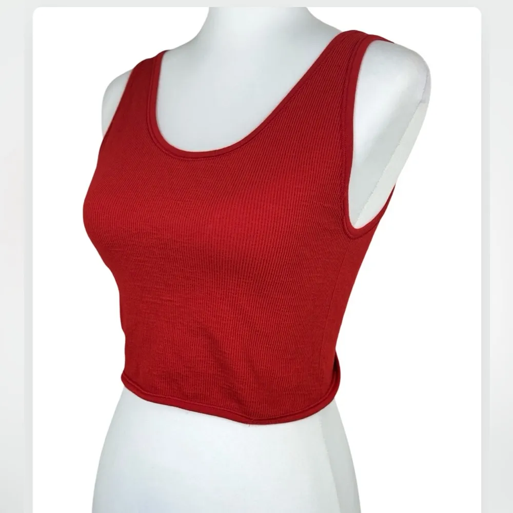 Out From Under Urban Outfitters Twist Back Red Orange Cropped Top XL/XXL - Image 8